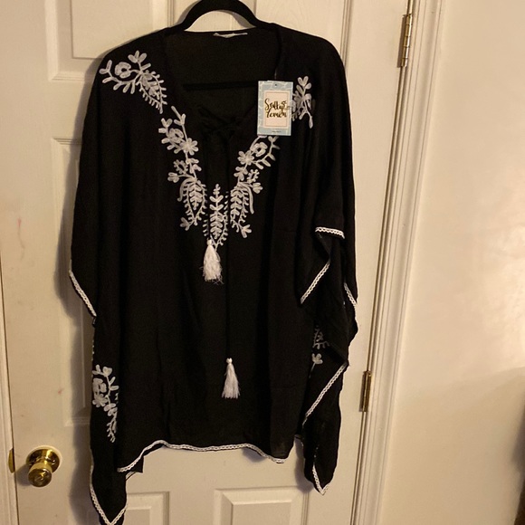 COPY - Salty lemon black boho top - Picture 1 of 4